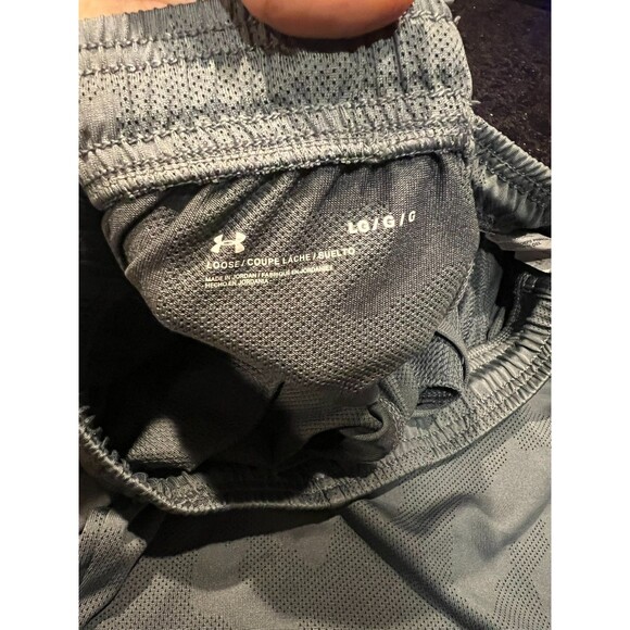 Under Armour Men’s Training Shorts L Gray Camo 8" Inseam Pockets Elastic Waist - Picture 5 of 16